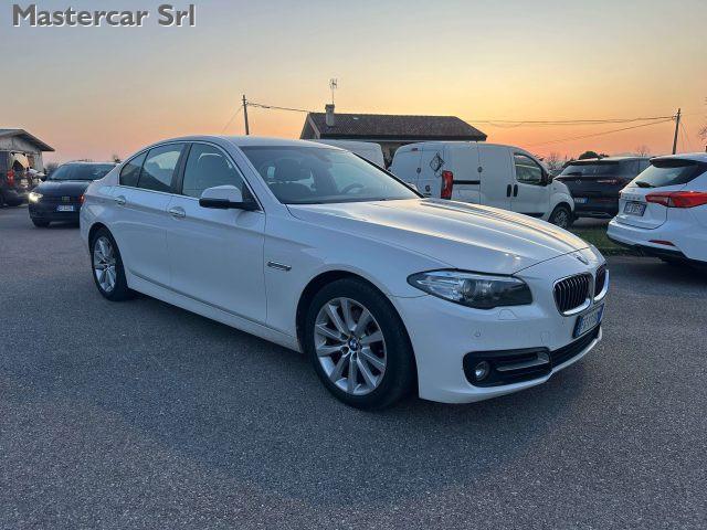 BMW 520 Serie 5 F10 Berlina 520d 190cv tg. FG111BM