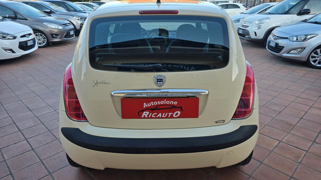 Lancia Ypsilon 1.2 Argento