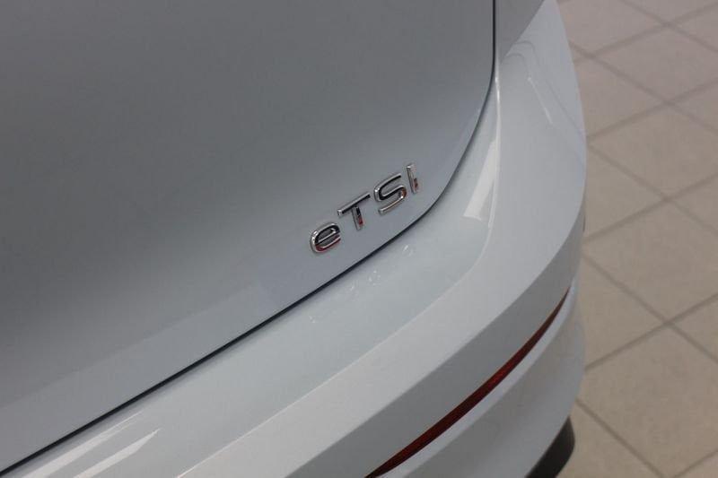 Volkswagen Golf 1.5 eTSI 115 CV DSG Edition Plus