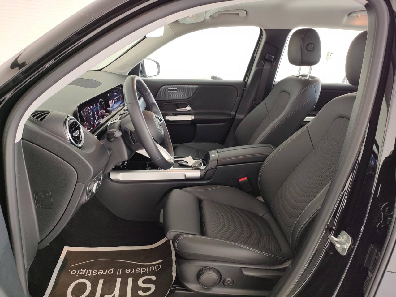 Mercedes-Benz GLB - X247 2023 - GLB 180 d Progressive Advanced auto