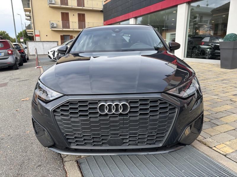 Audi A3 Sportback 30 2.0 tdi Business LED-NAVI-16"