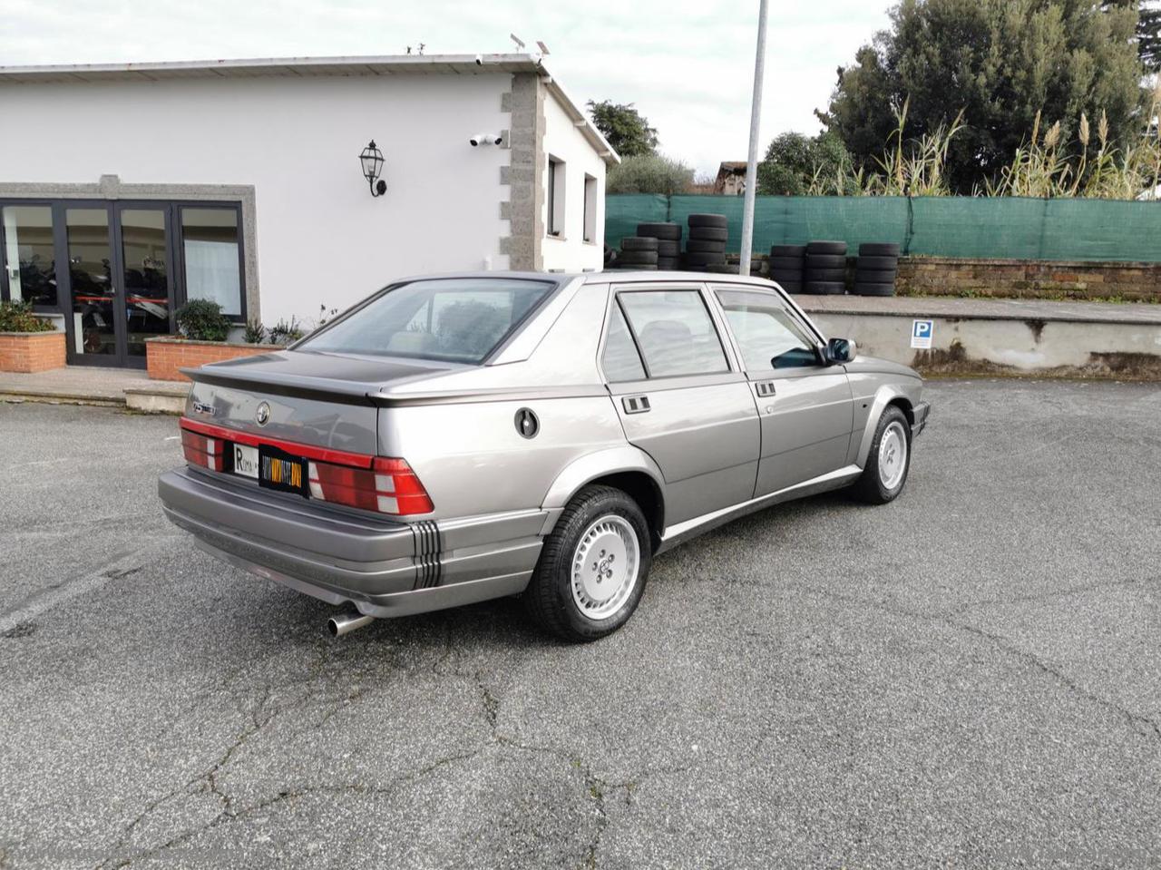 ALFA ROMEO 75 1.8i turbo America