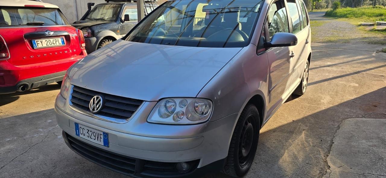 Volkswagen Touran 2.0 TDI 136CV 7 posti
