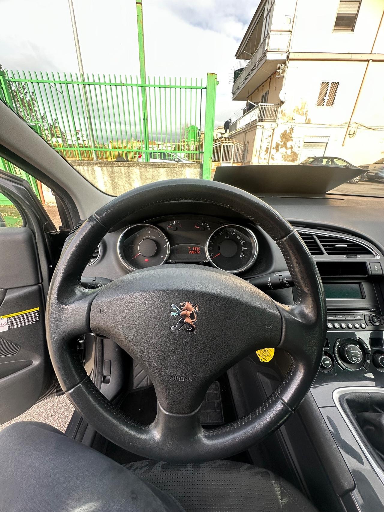 Peugeot 3008 1.6 HDi 110CV Business