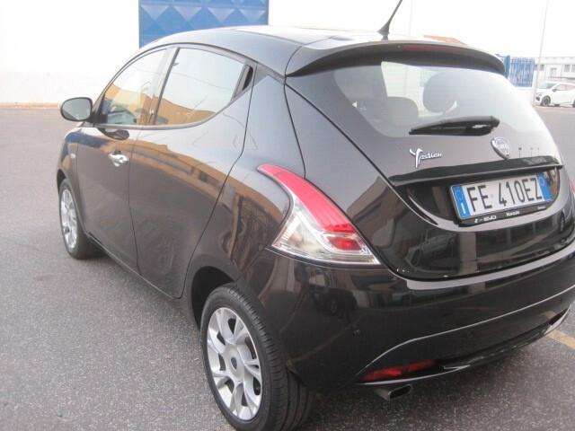 Lancia Ypsilon 1.2 69 CV 5 porte Gold