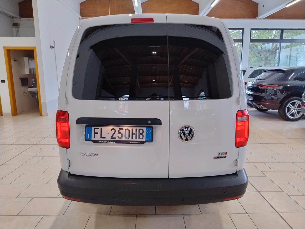 VOLKSWAGEN Caddy MAXI 2.0 TDI 4x4 - OFFICINA MOBILE