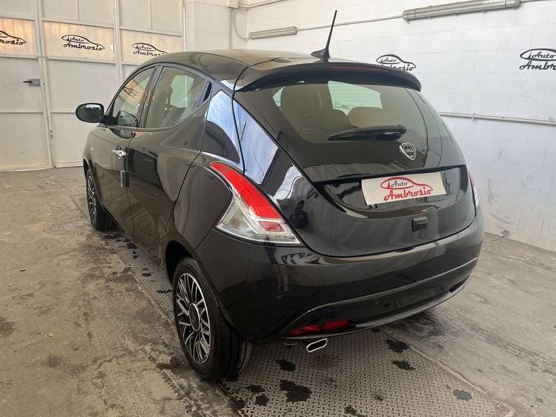 Lancia Ypsilon 1.2 69 CV 5 porte GPL Ecochic TUA DA 199,00 EURO AL MESE