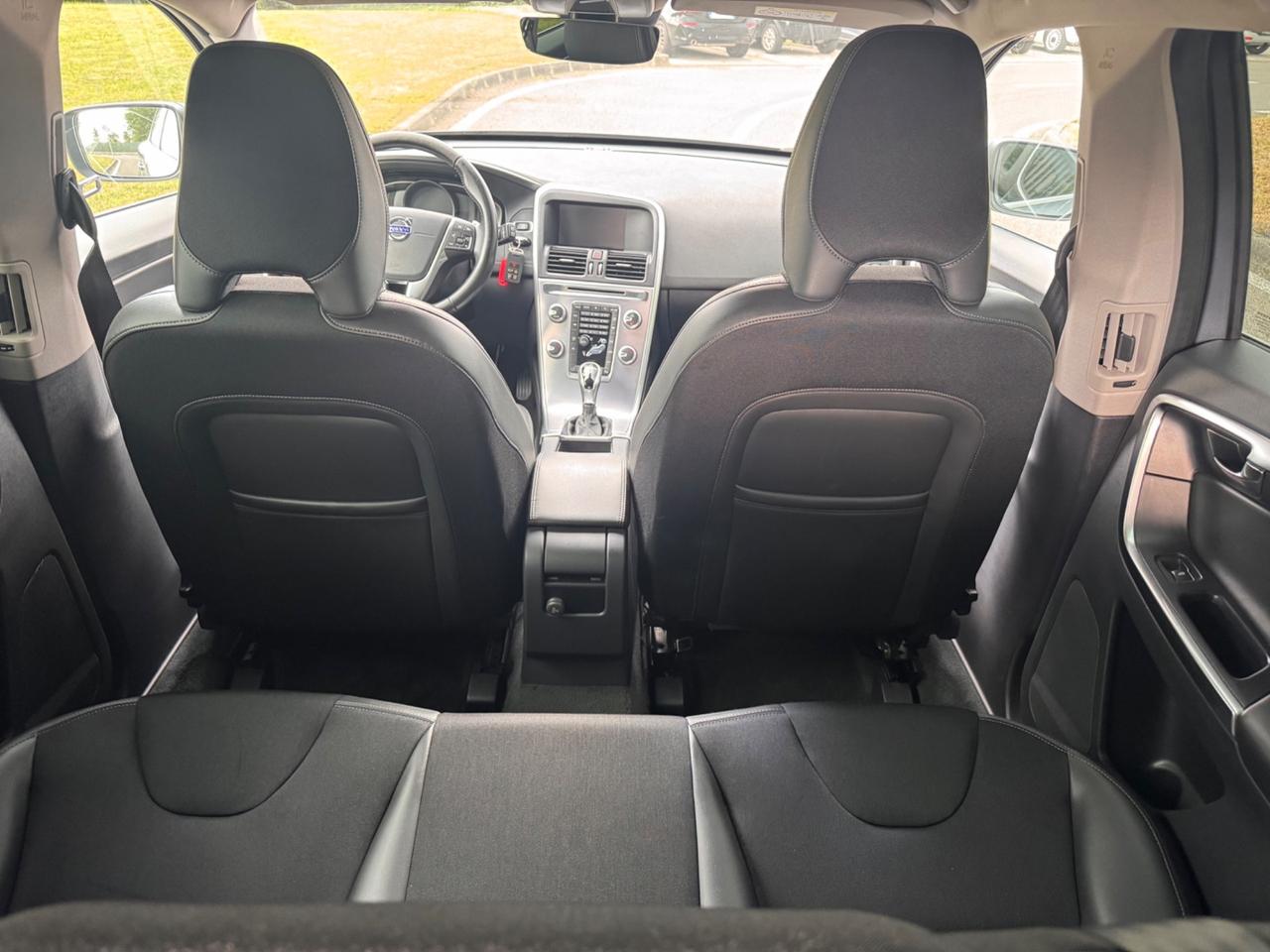 Volvo XC 60 XC60 D4 AWD Geartronic Kinetic