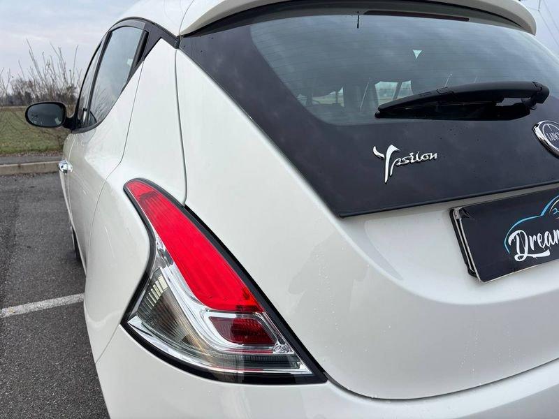 Lancia Ypsilon 1.2 Benz/GPL