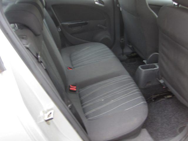 OPEL Corsa 1.2 5 porte Club NEOPATENTATI