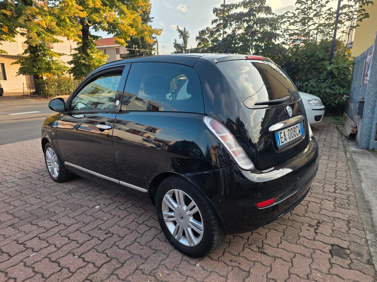 Lancia Ypsilon 1.4 Unyca Ecochic GPL