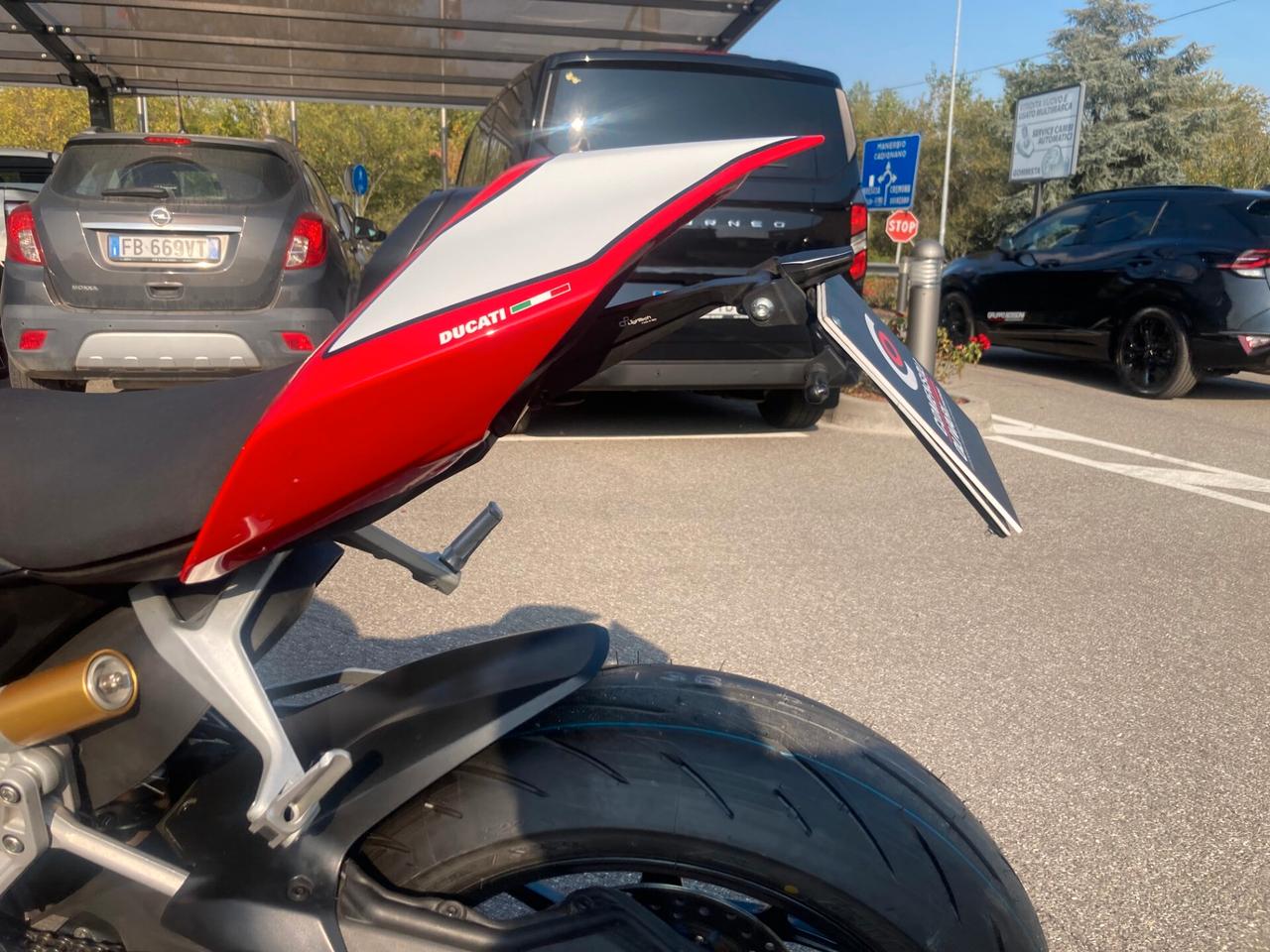 Ducati Panigale V2 2020 accessoriata