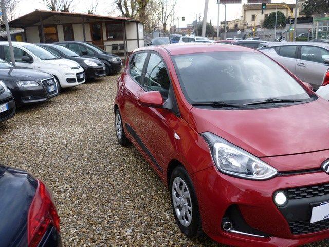 HYUNDAI i10 1.0 MPI Advanced