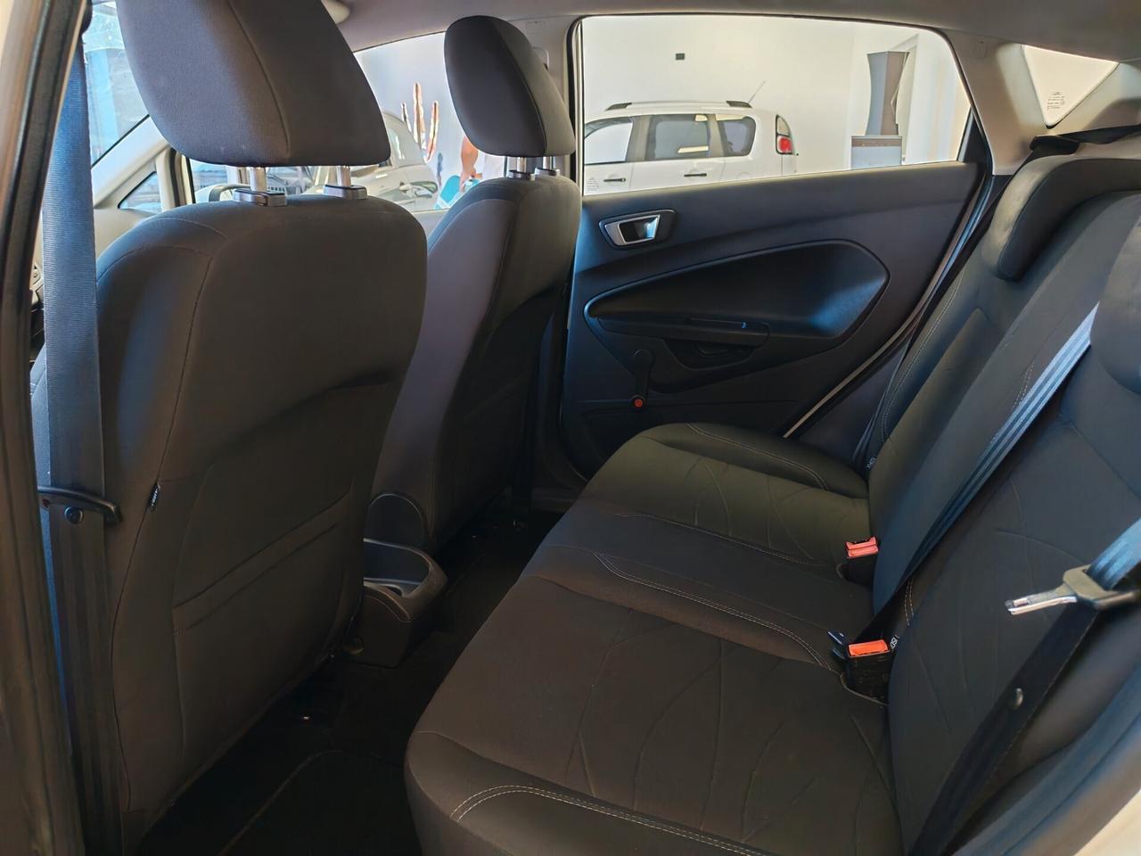 Ford Fiesta - DISTRIBUZIONE NUOVA e TAGLIANDATA - euro 6 !!!