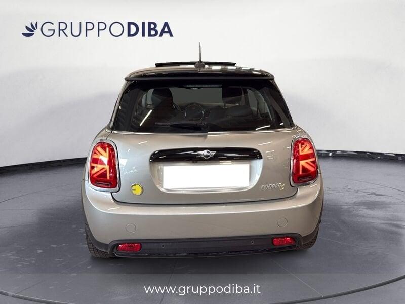 MINI Full Electric Mini F56 2021 Mini 3p Cooper SE Electric auto