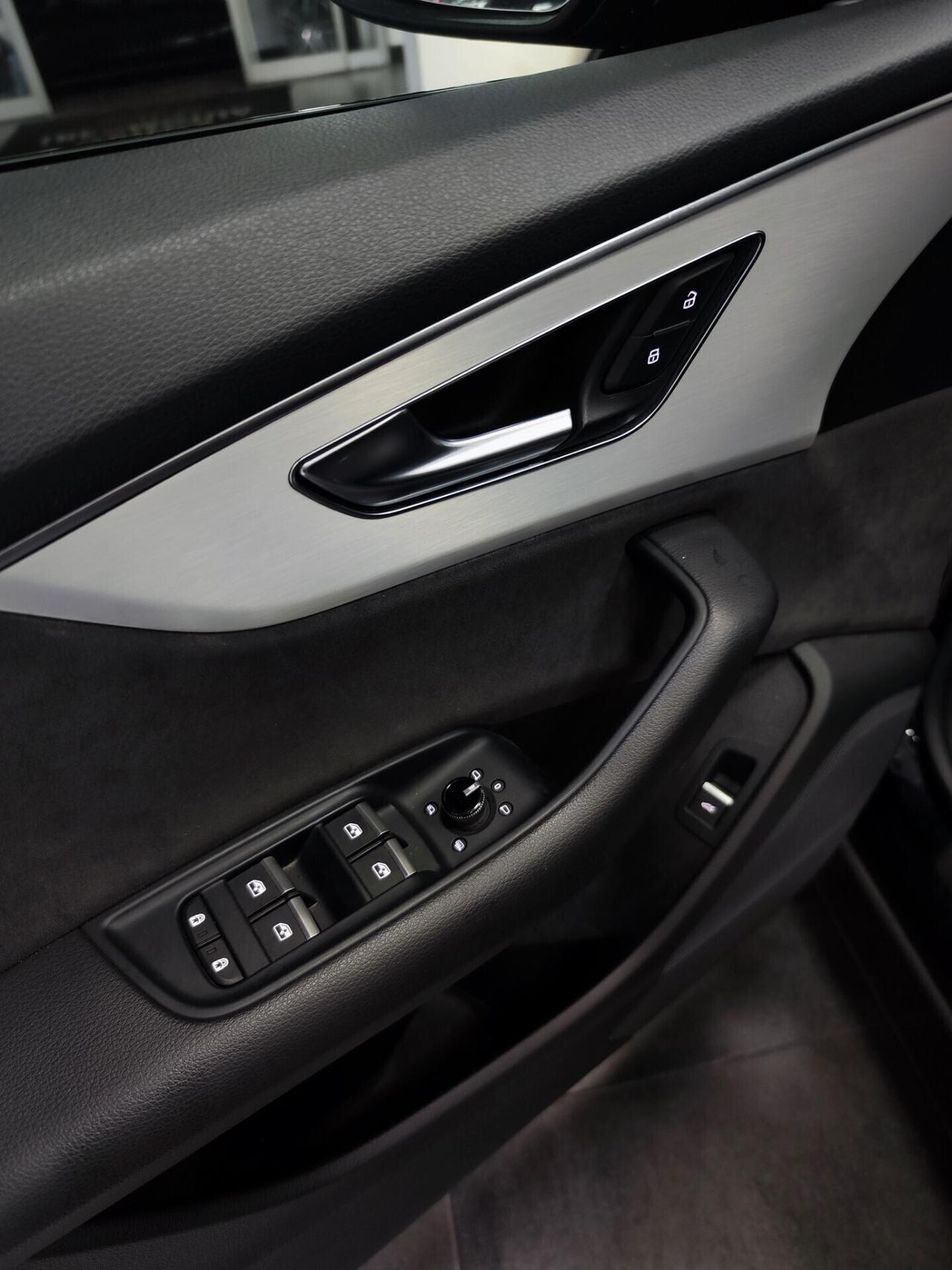 Audi Q8 50 TDI 286 CV quattro tiptronic S Line Tetto Matrix Night