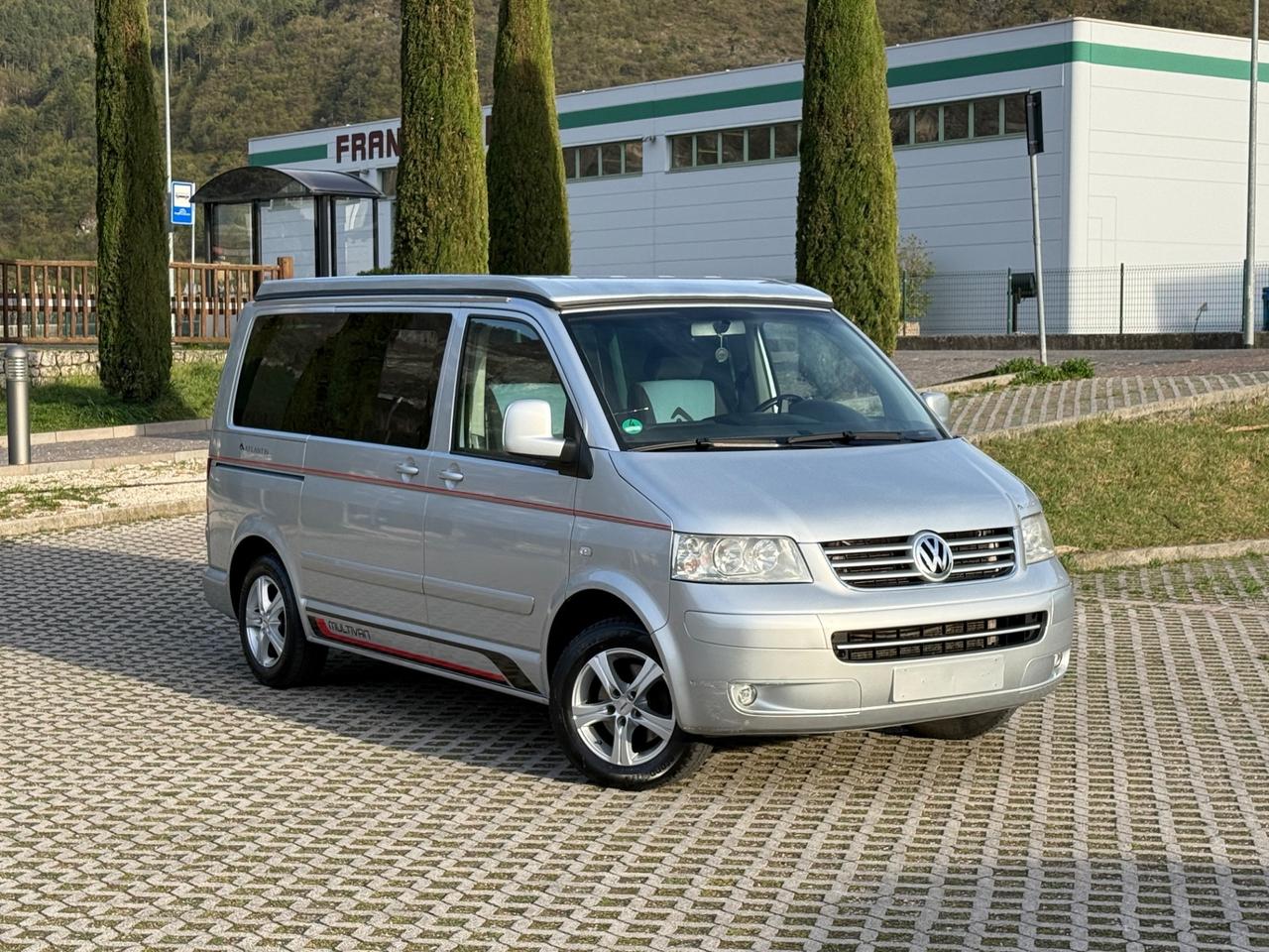 T5 Multivan 2.5 TDI/130CV California Beach