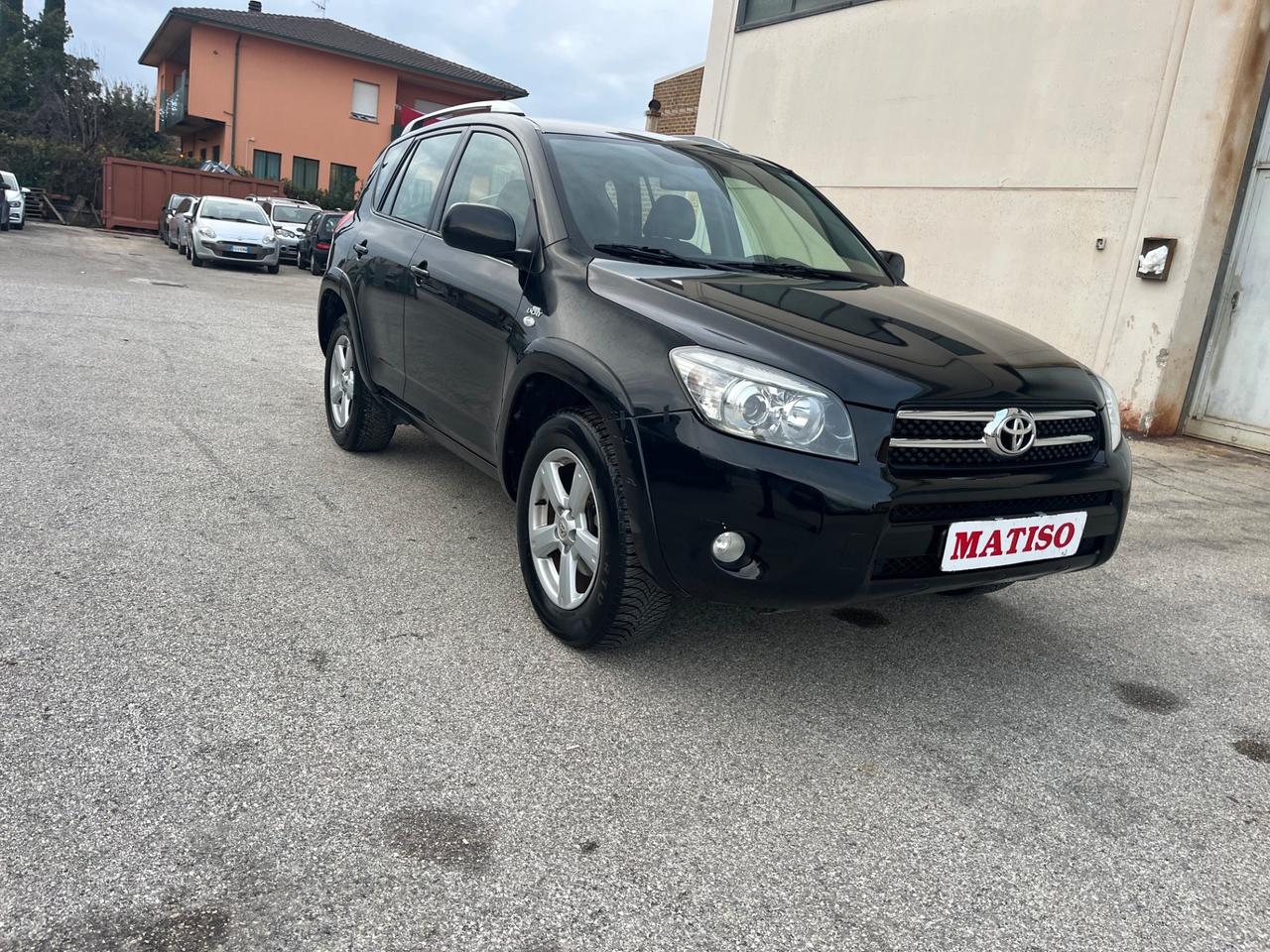 Toyota RAV 4 2.2 D-4D 177 CV Luxury