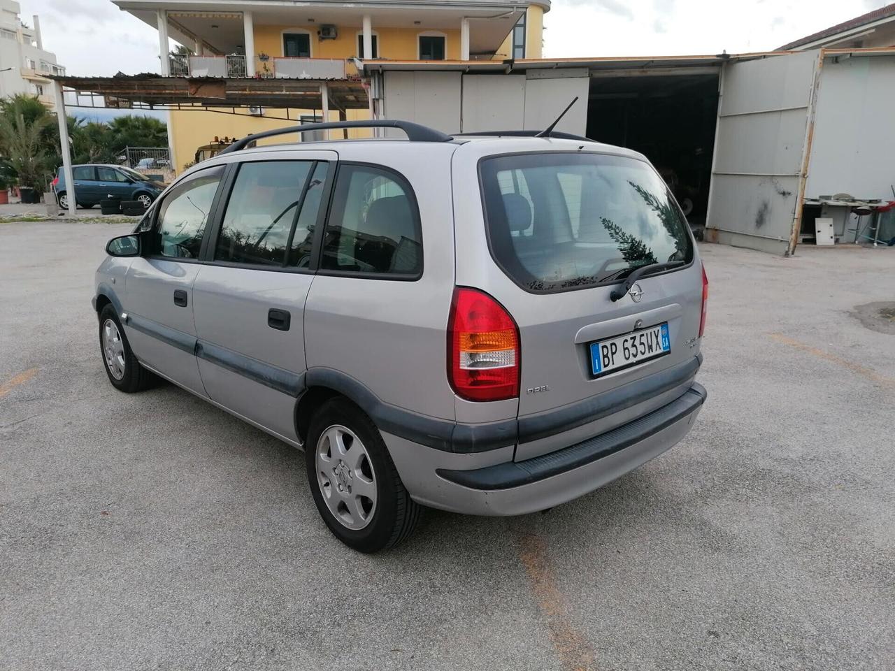 Opel Zafira 1.8 16V cat Elegance