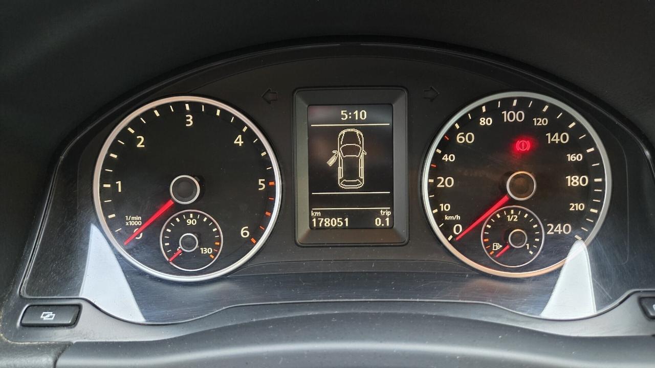 Volkswagen Tiguan 2.0 TDI DPF 4MOTION DSG Sport &