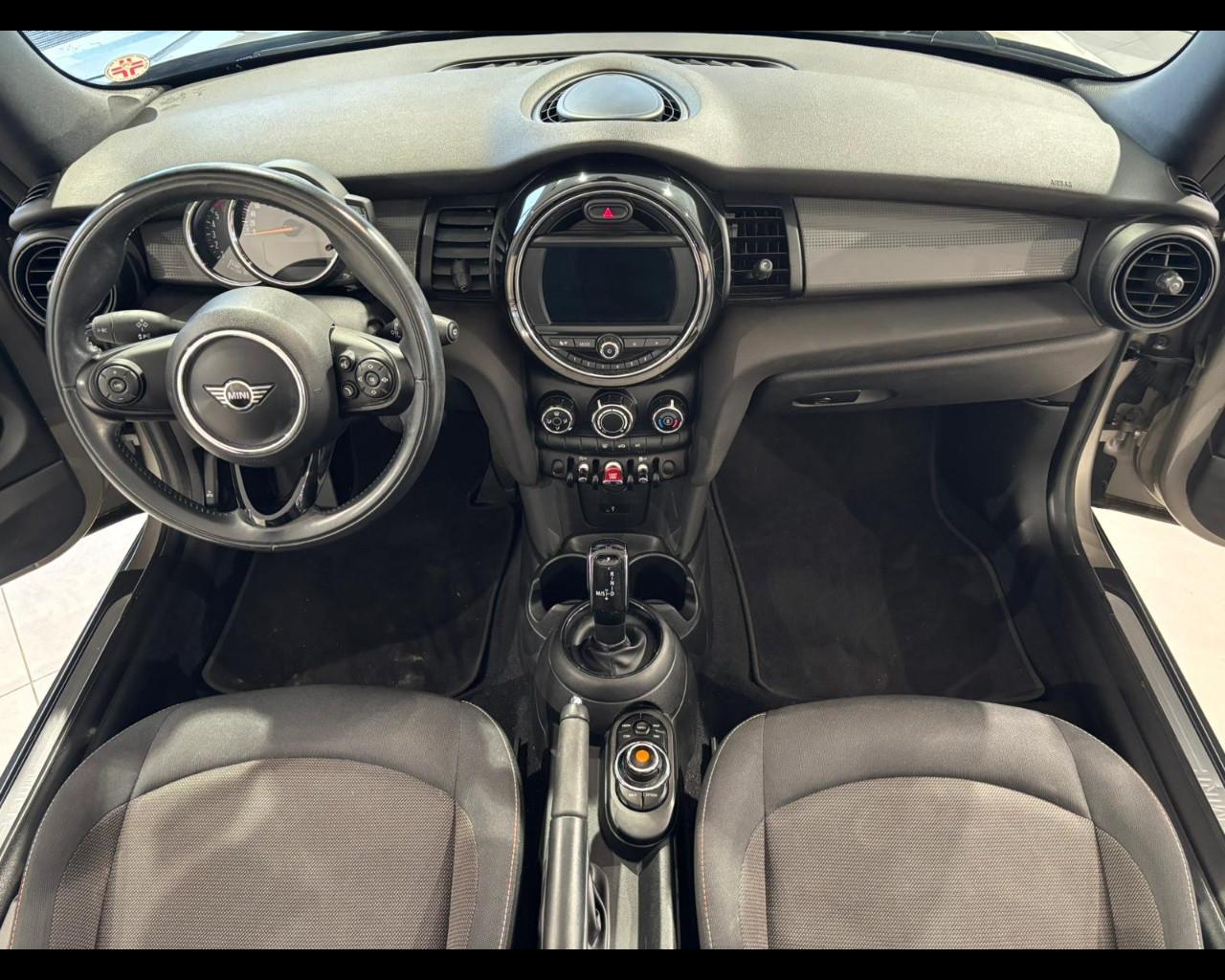 MINI MINI CABRIO 1.5 COOPER D AUTO