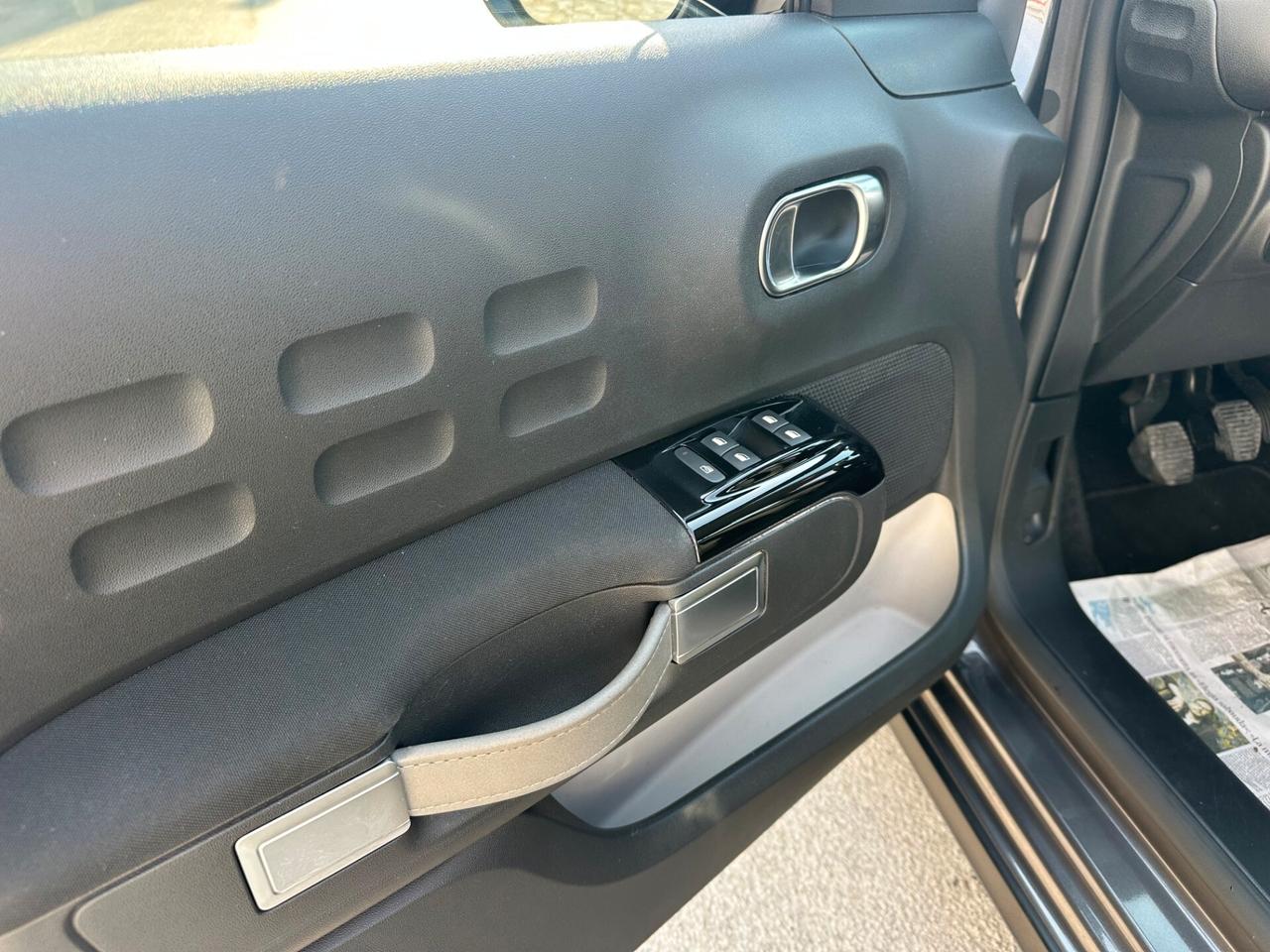 Citroen C3 BlueHDi 100 Cv Shine Pack 2021 Bicolore