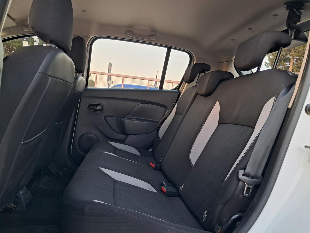 Sandero Stepway 1.5 dCi 90CV Automatica *NAVY-CRUISE*