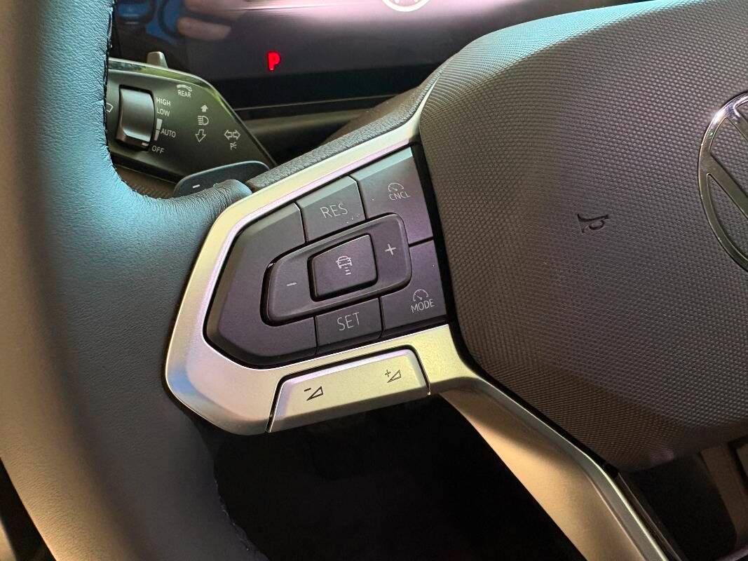 Volkswagen T-Roc 1.5 etsi Life 115cv dsg