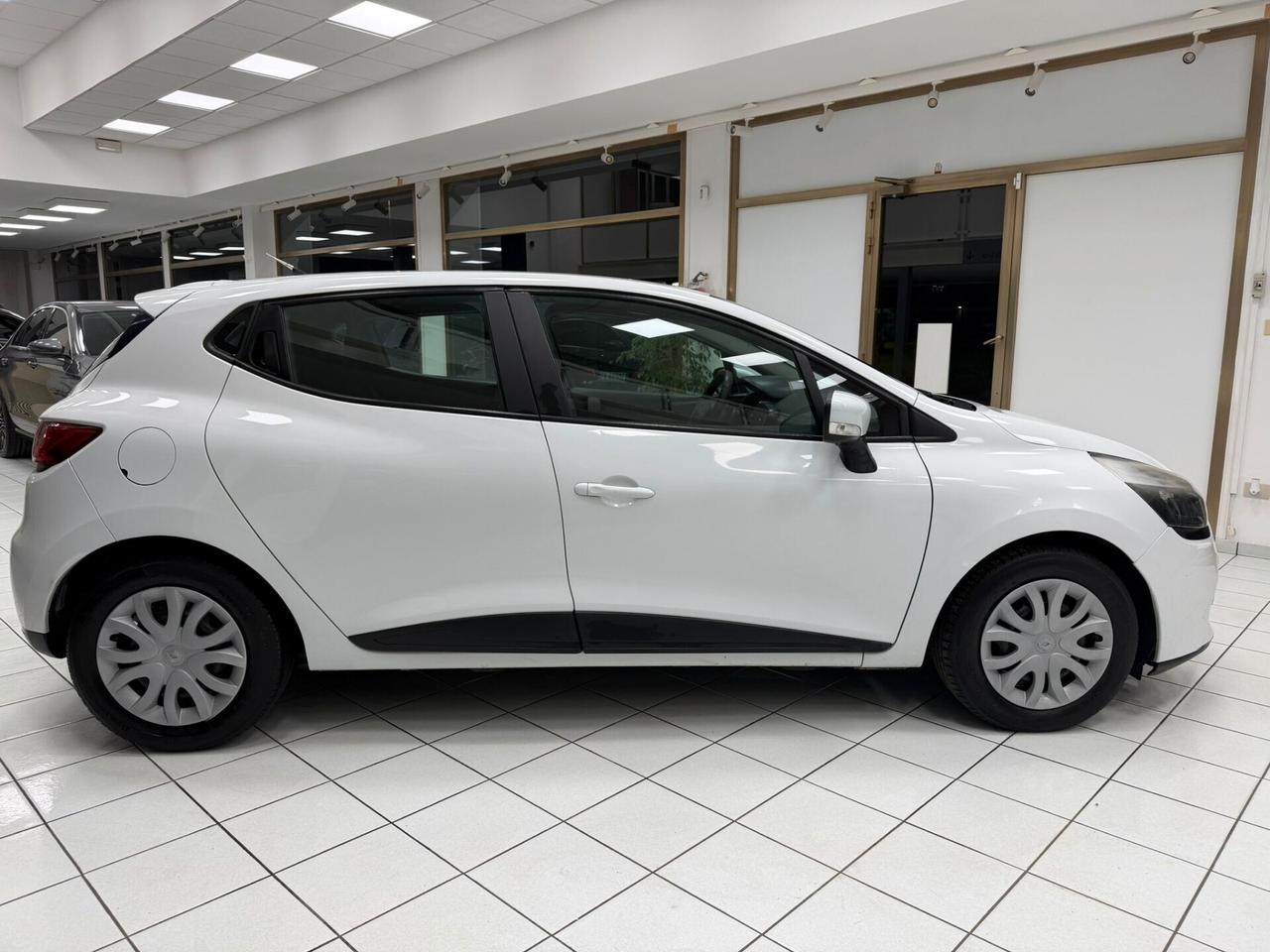 Renault Clio 1.5 dCi 8V 75CV 5 porte Live 2015