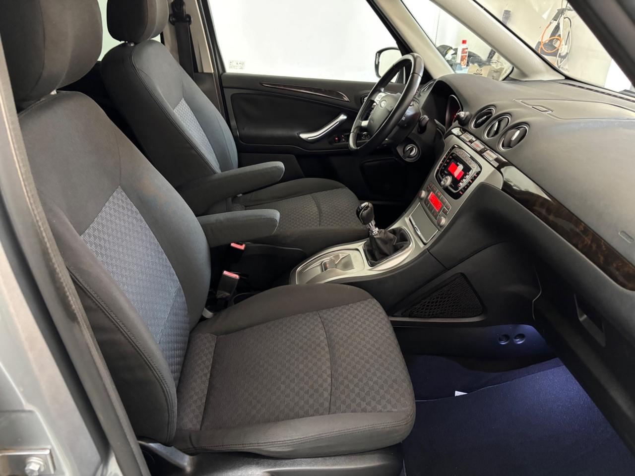 Ford Galaxy 2.0 TDCi 140 CV Ghia 7 posti