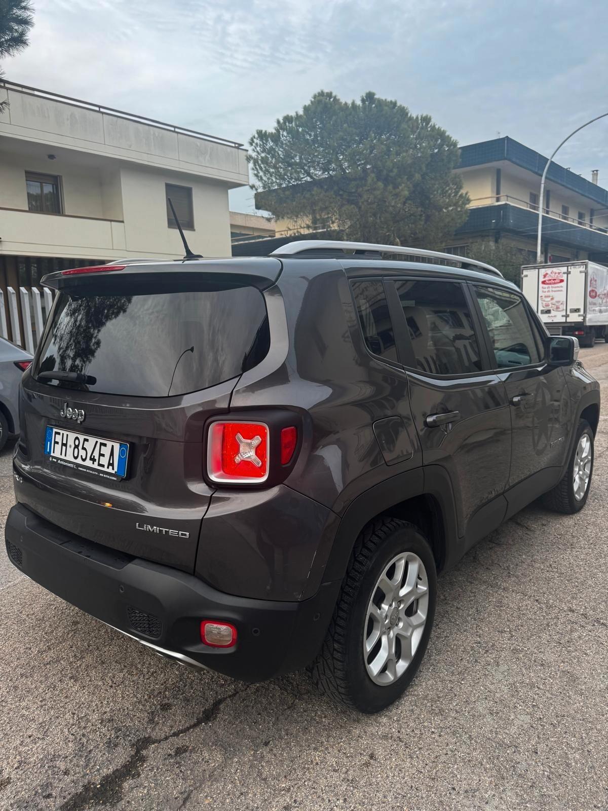 Jeep Renegade 2.0 Mjt 140CV 4WD Active Drive Low Upland