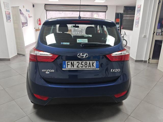 HYUNDAI iX20 1.4 90 CV APP MODE