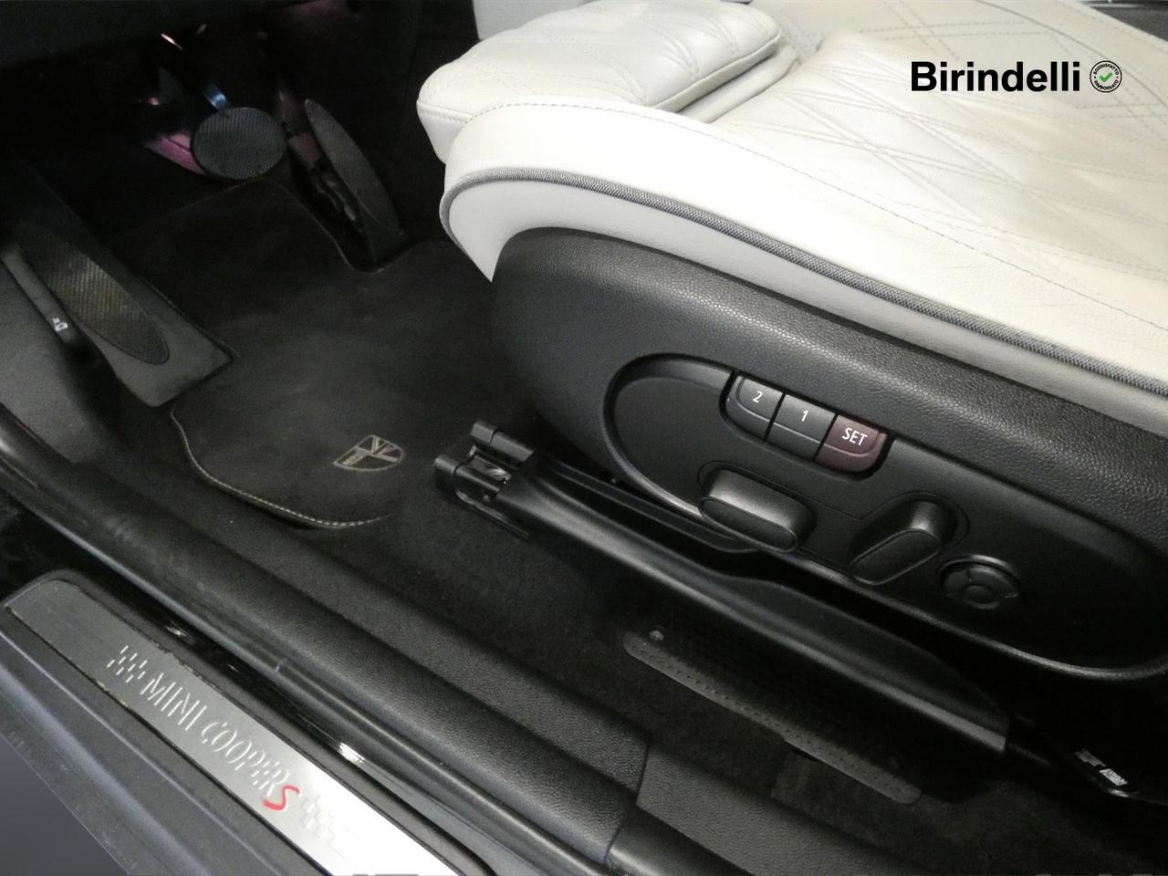 MINI Mini Countrym.(F60) - Mini 2.0 Cooper SD Yours Countryman ALL4