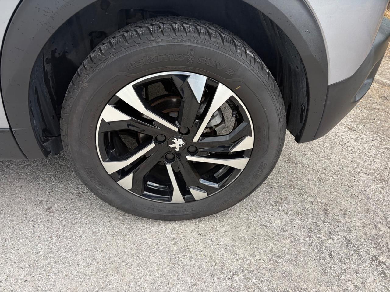Peugeot 2008 BlueHDi 130 S&S EAT8 Allure