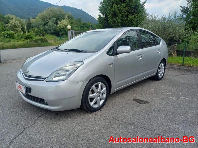TOYOTA Prius 1.5i 16V