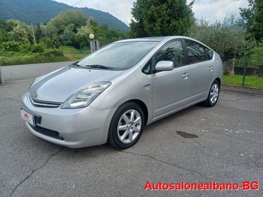 TOYOTA Prius 1.5i 16V