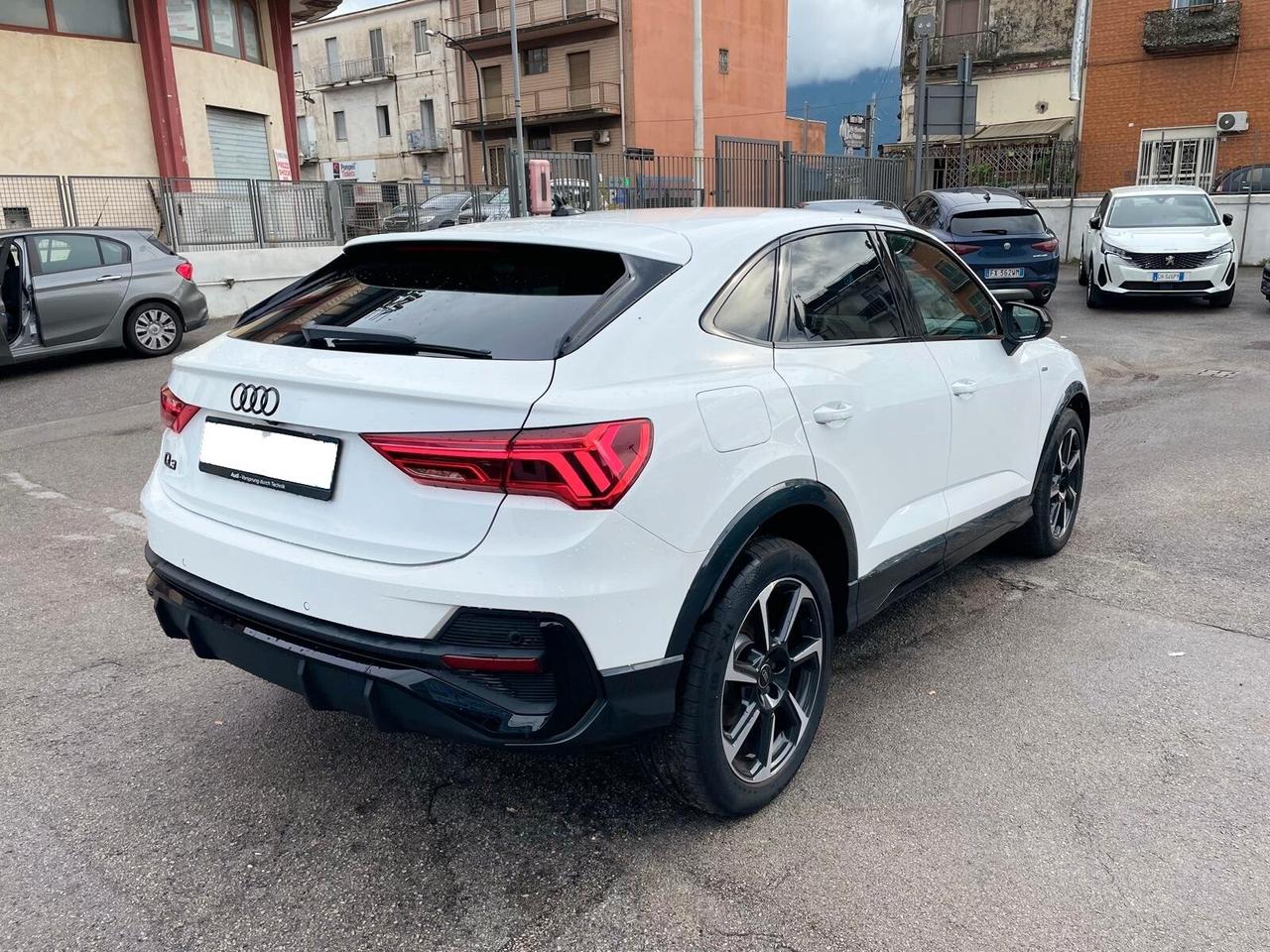 Audi Q3 35 TFSI S line edition