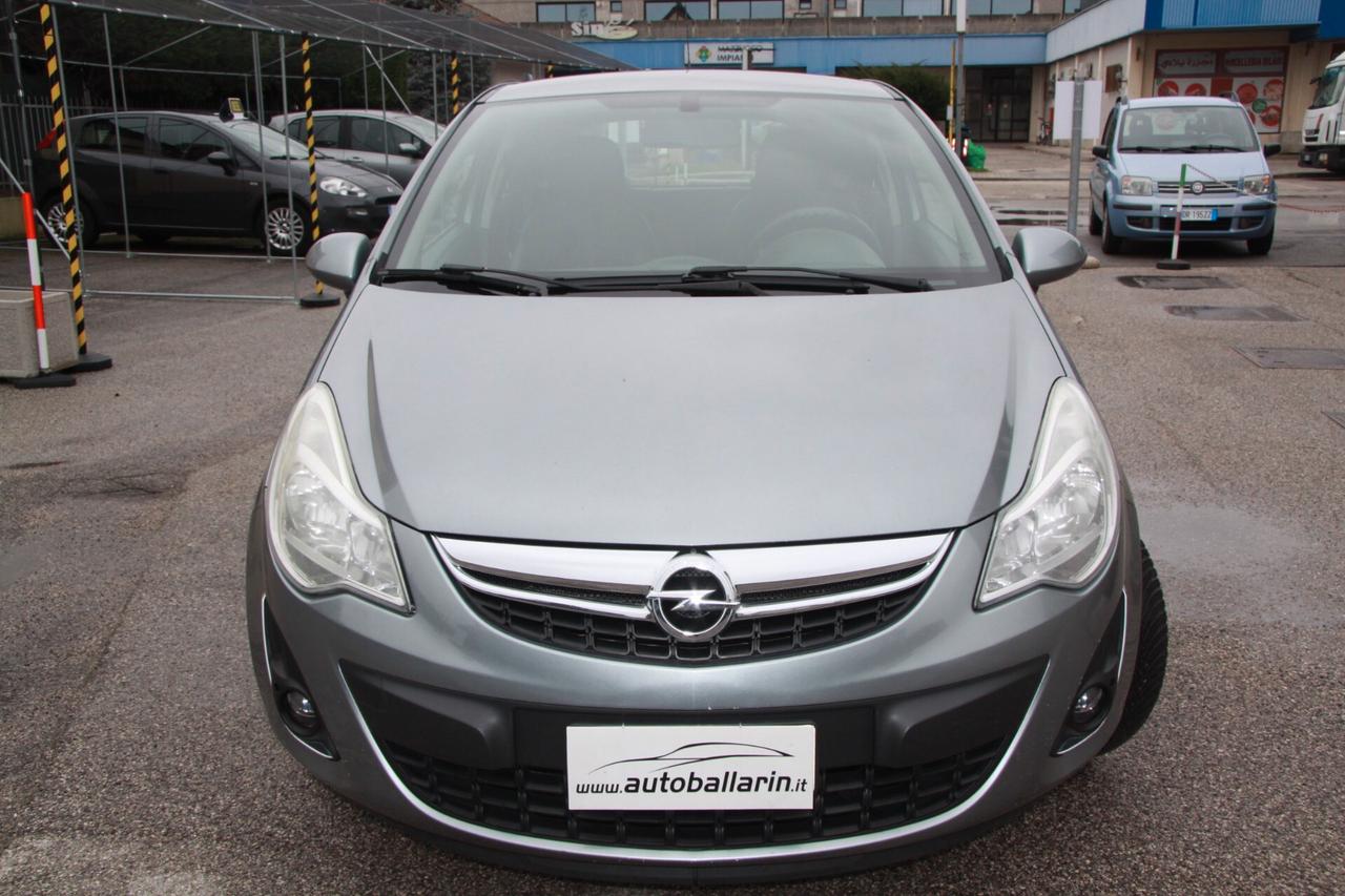 Opel Corsa 1.2 85CV 3 porte GPL-TECH b-color