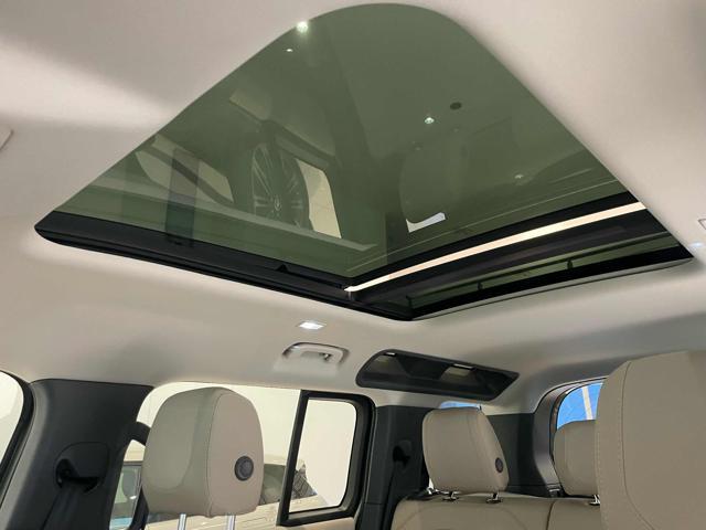 LAND ROVER Defender 110 3.0D I6 200 CV AWD Auto SE