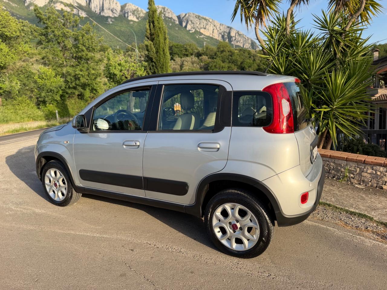 Fiat Panda 0.9 TwinAir Turbo Natural Power Trekking