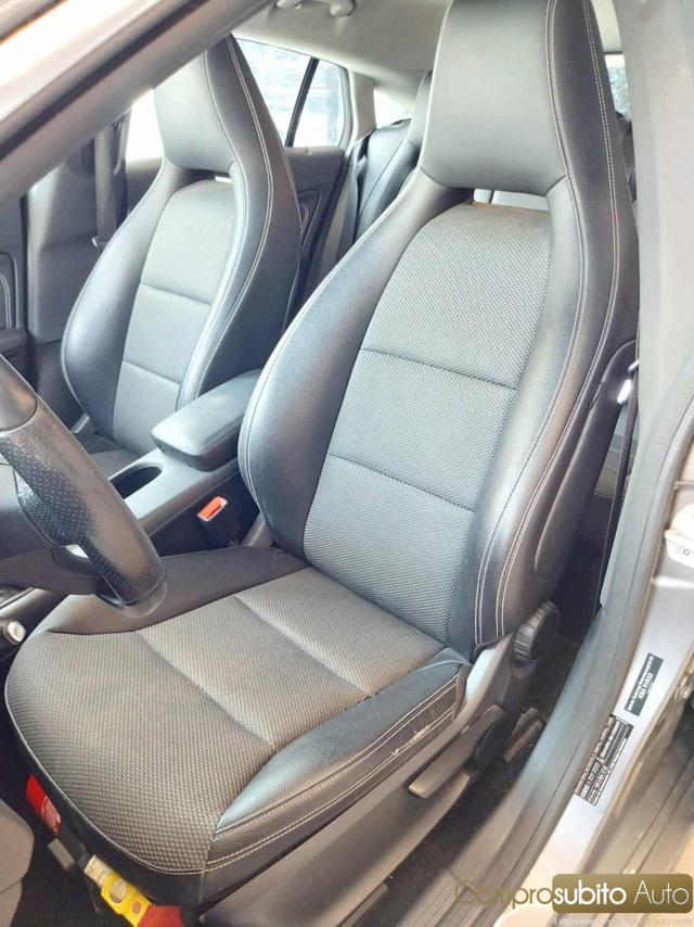MERCEDES-BENZ CLA 180 d Automatic (Garanzia 12 Mesi)
