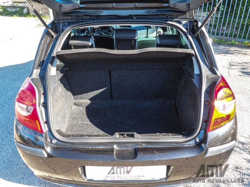 Renault Clio 1.2 16V TCE 100CV 3 p. Rip Curl