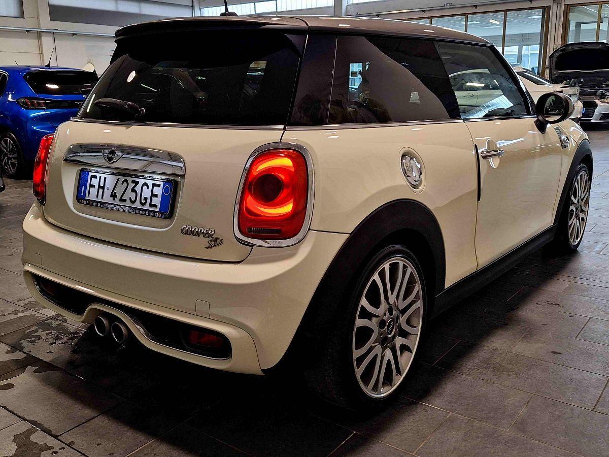 Mini Cooper SD aut. Hype - SEVEN - XENO - PELLE - VETRI SC - SEDILI RISCALD