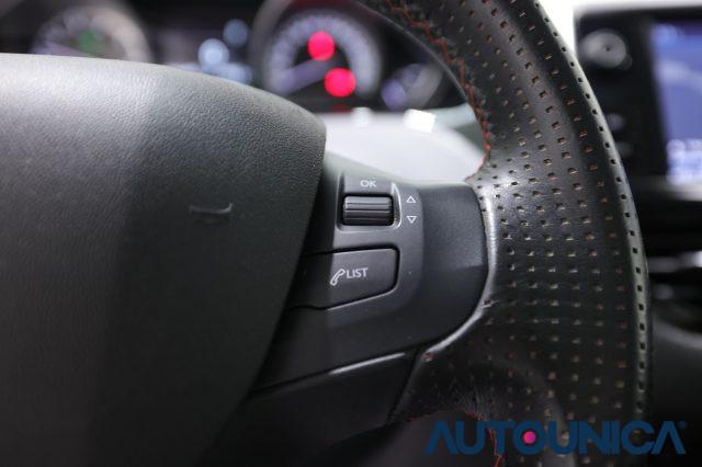 PEUGEOT 2008 1° SERIE PURETECH TURBO 110 EAT6 S&S GT LINE