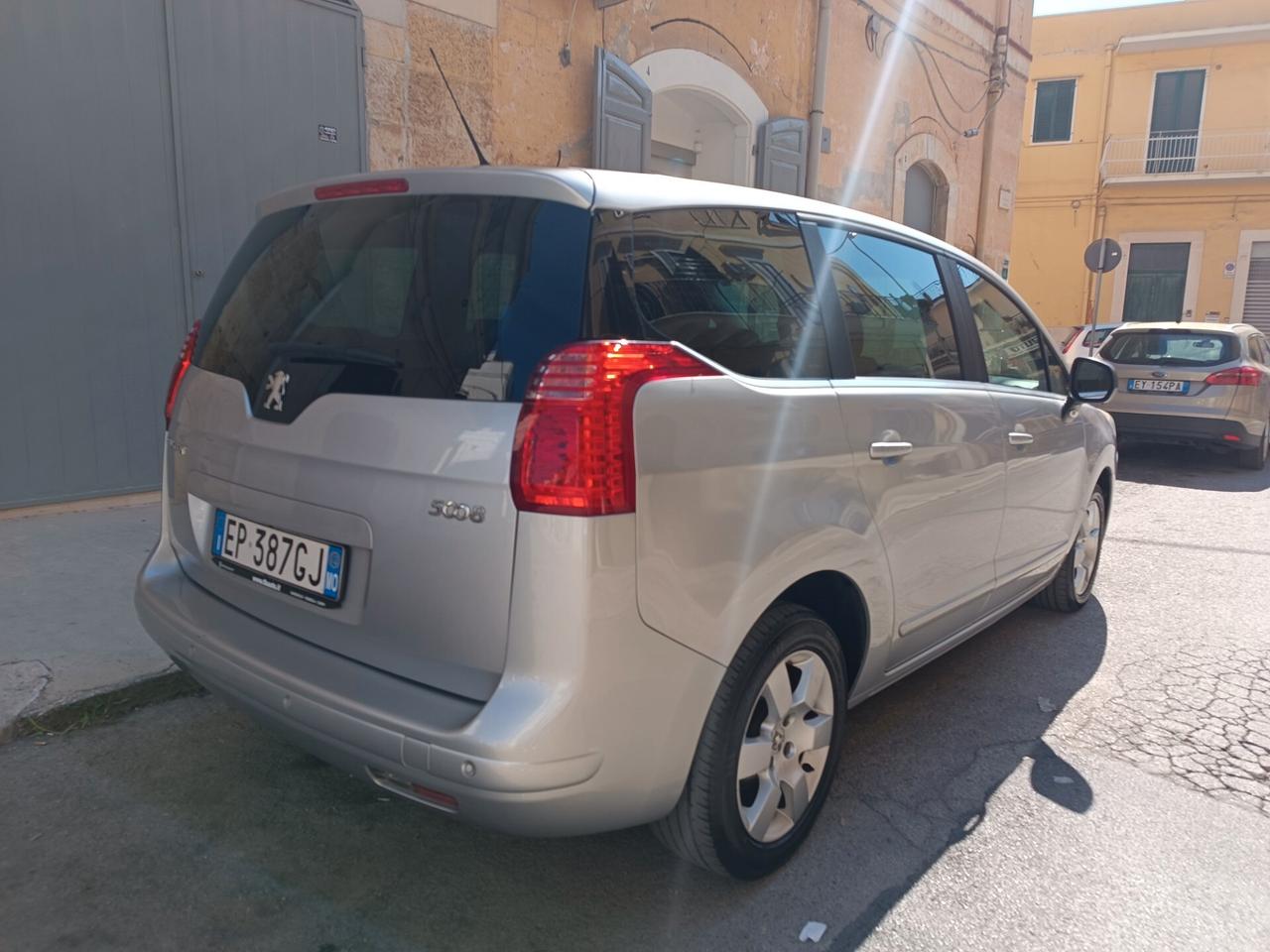 Peugeot 5008 1.6 HDi 112CV ALLURE FULL 7 POSTI