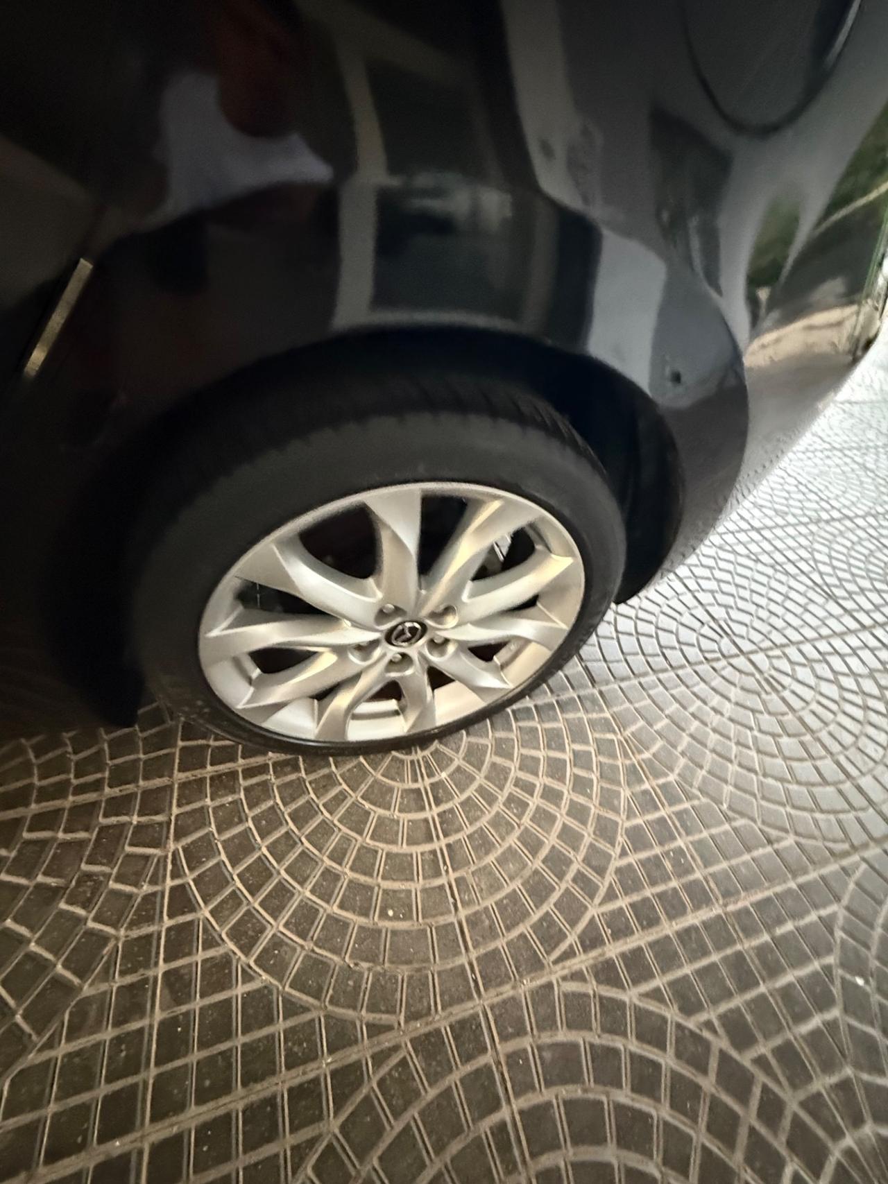 Mazda 3 Mazda3 2.2 Skyactiv-D Exceed