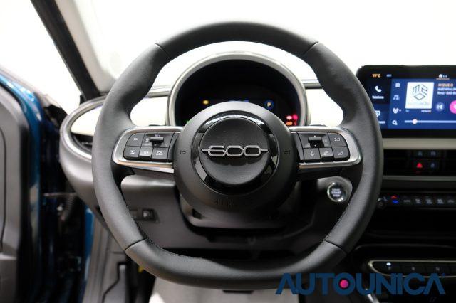 FIAT 600 HYBRID 100 CV DCT MHEV LA PRIMA NEOPATENTATI