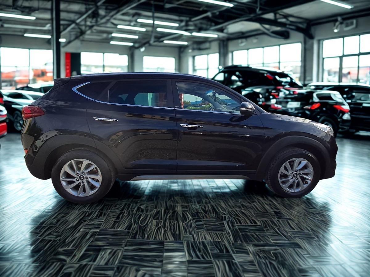 HYUNDAI - Tucson 1.7 crdi Comfort Plus Pack 2wd 115cv
