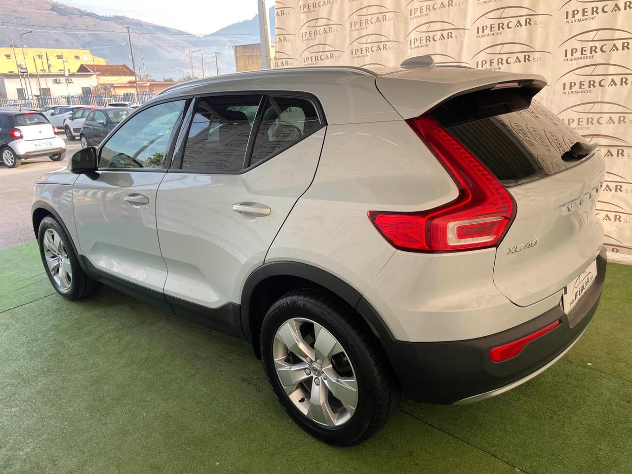 Volvo XC40 D3 AWD Geartronic Momentum