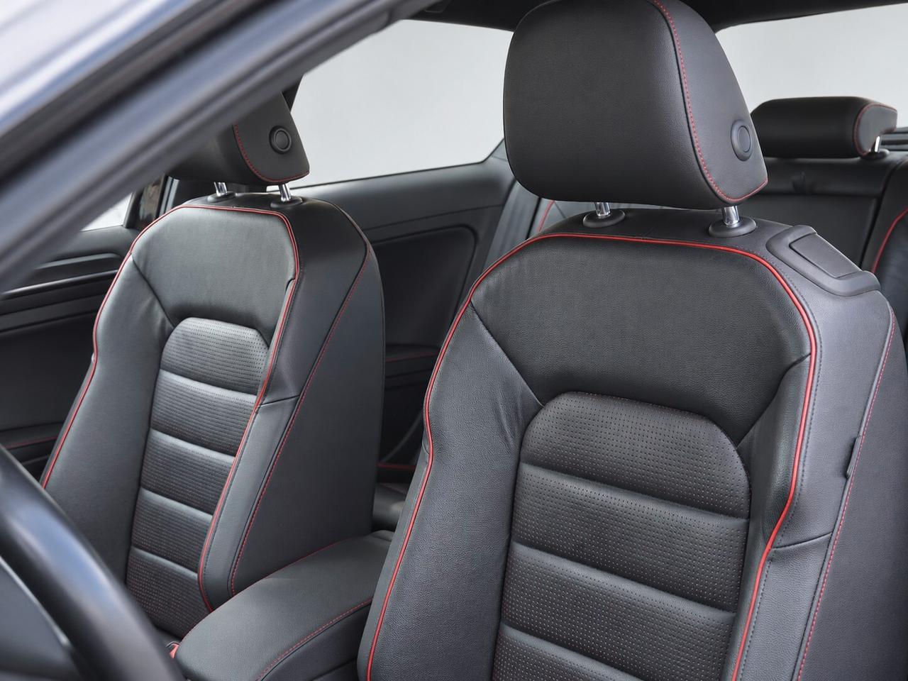 Volkswagen Golf GTI Performance 2.0 245 CV TSI 3p. BMT